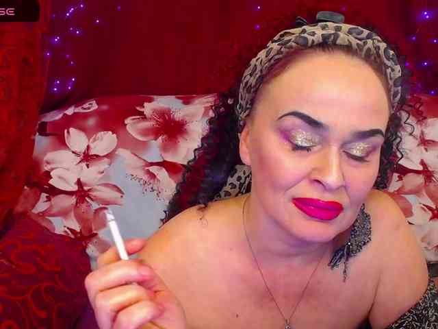 hotzlata webcam