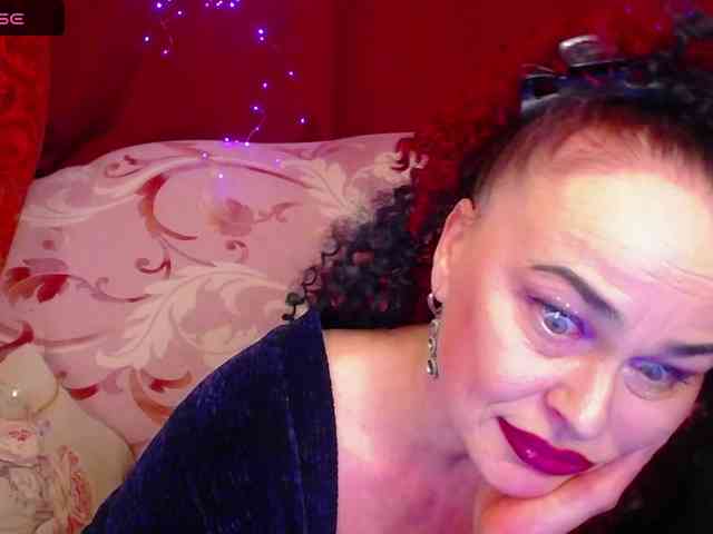 hotzlata webcam