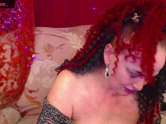 hotzlata webcam