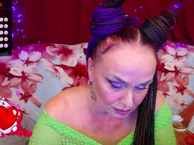 hotzlata webcam