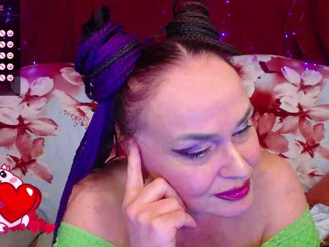 hotzlata webcam