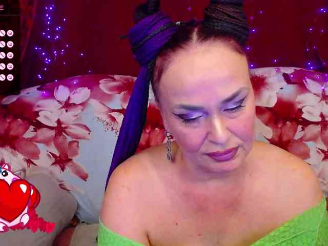hotzlata webcam