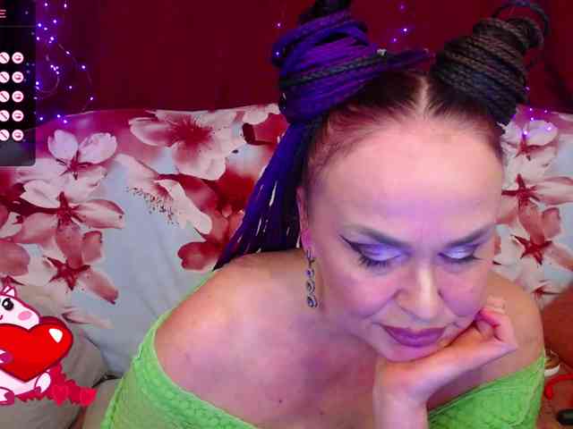 hotzlata webcam
