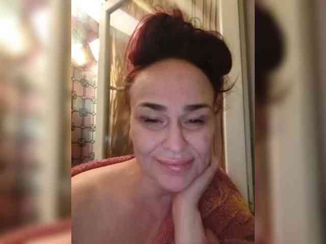 hotzlata webcam