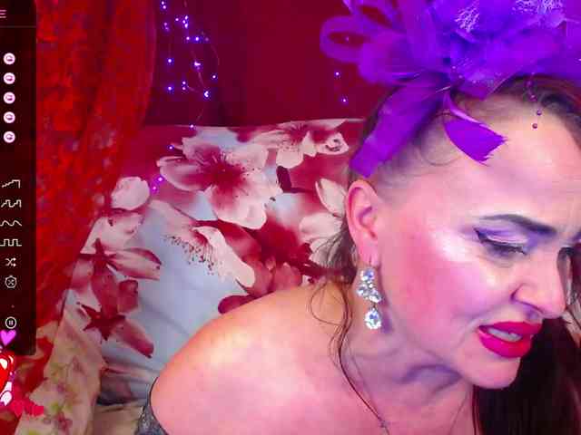 hotzlata webcam