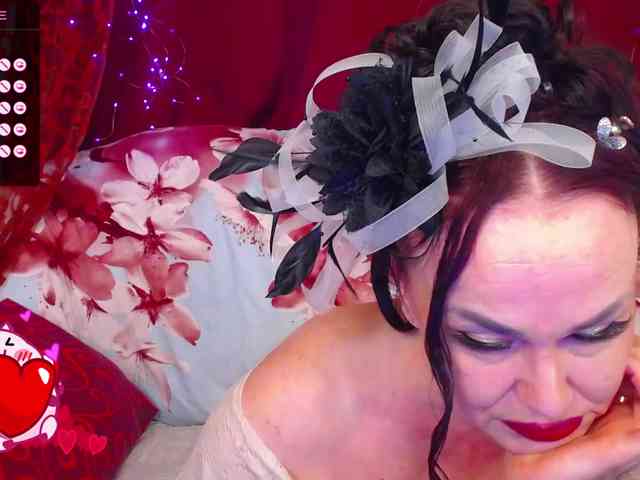 hotzlata webcam