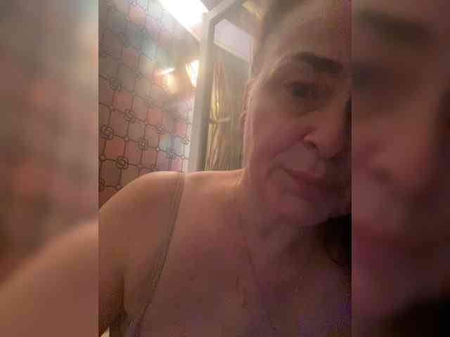 hotzlata webcam