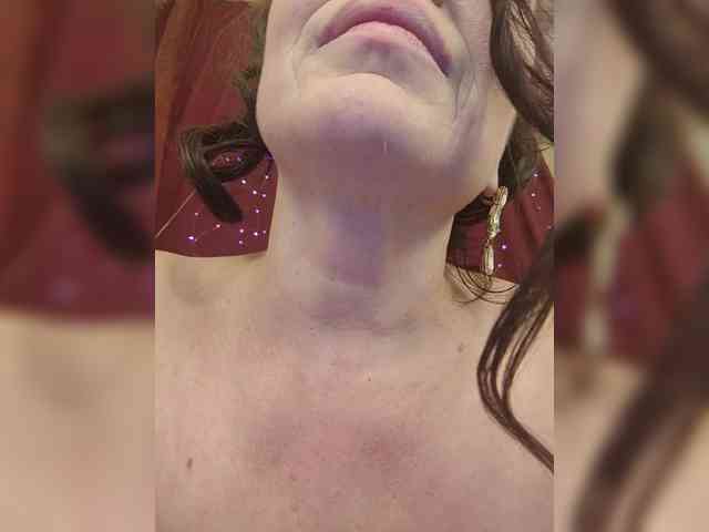 Hotzlata's cam show statistics and live stream