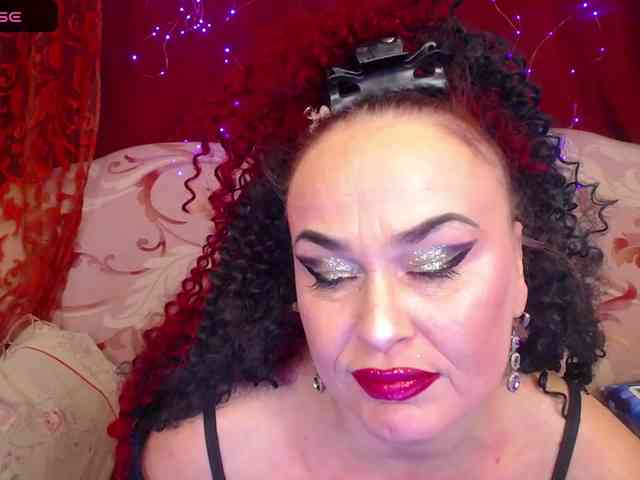 hotzlata webcam