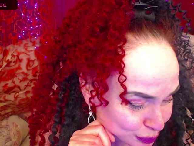hotzlata webcam