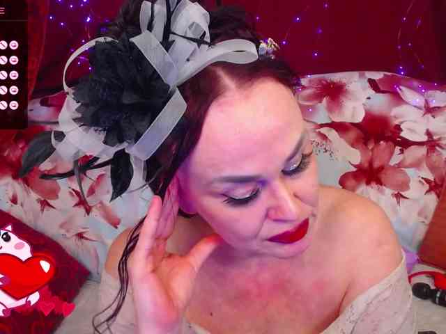 hotzlata webcam