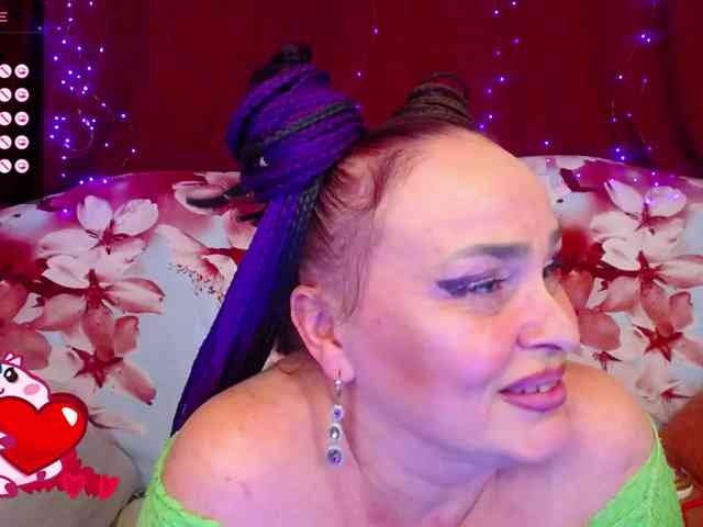 hotzlata webcam