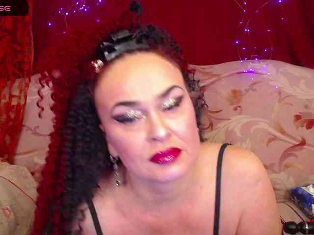 hotzlata webcam