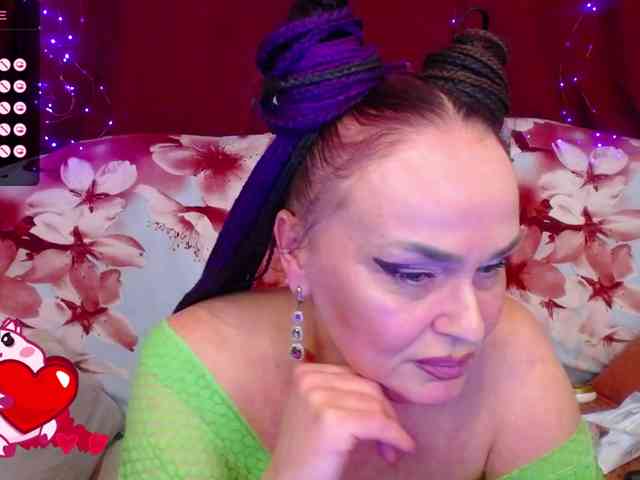 hotzlata webcam