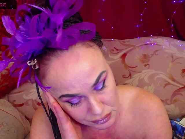 hotzlata webcam