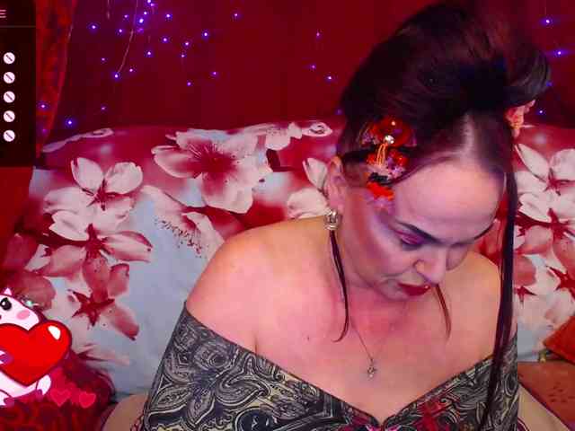 hotzlata webcam