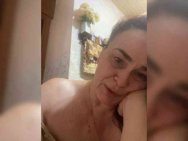 hotzlata webcam