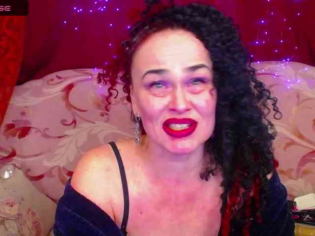 hotzlata webcam