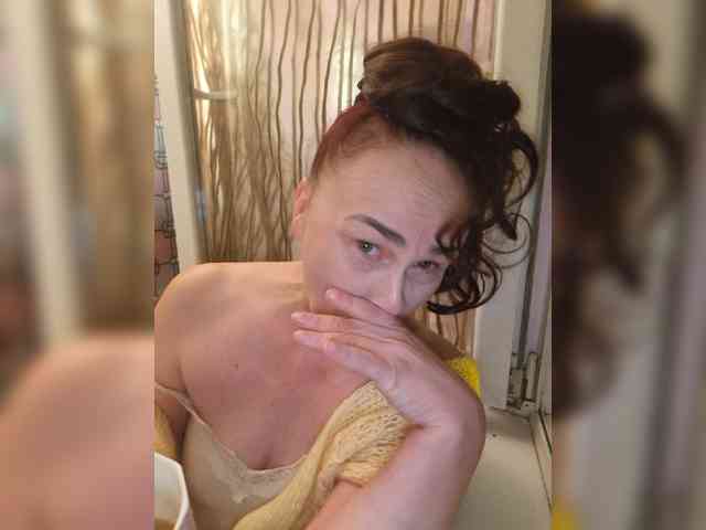 hotzlata webcam