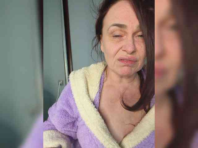 hotzlata webcam