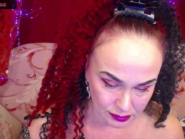 hotzlata webcam