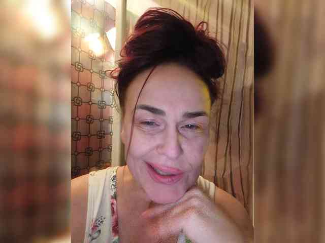 hotzlata webcam