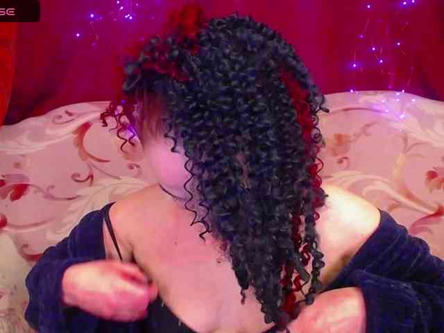 hotzlata webcam