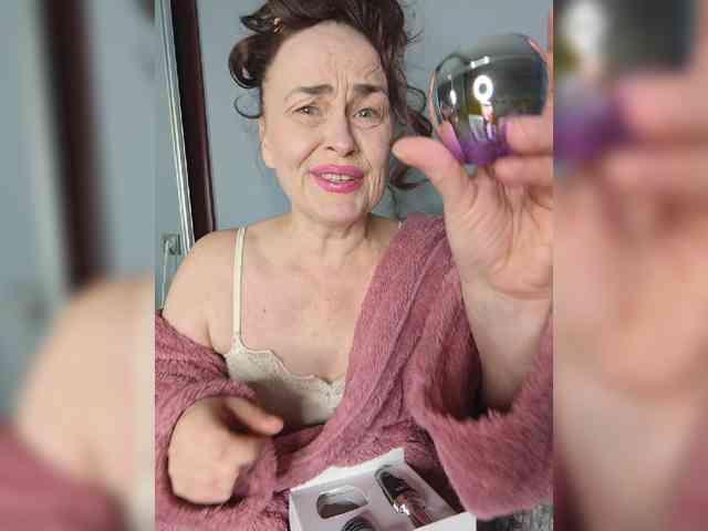 hotzlata webcam
