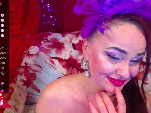 hotzlata webcam