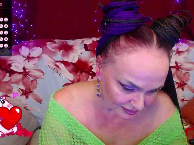 hotzlata webcam