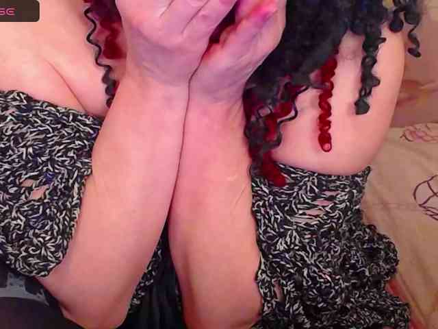 hotzlata webcam