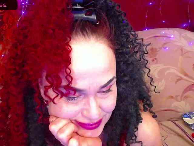 hotzlata webcam