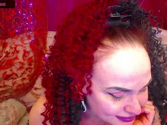 hotzlata webcam