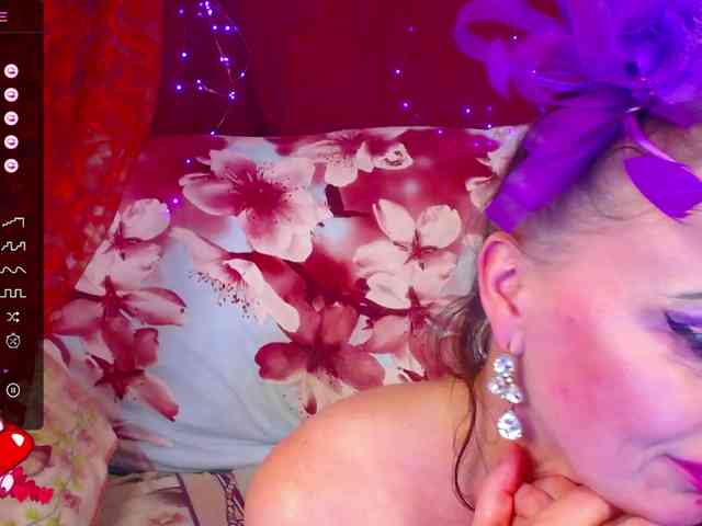 hotzlata webcam