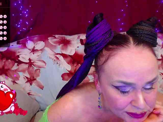 hotzlata webcam