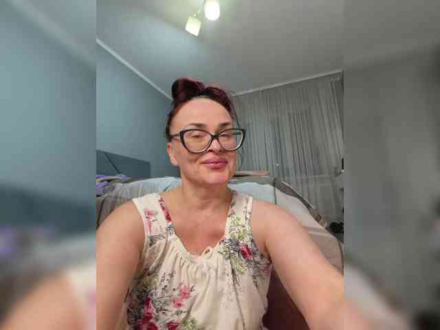 hotzlata webcam