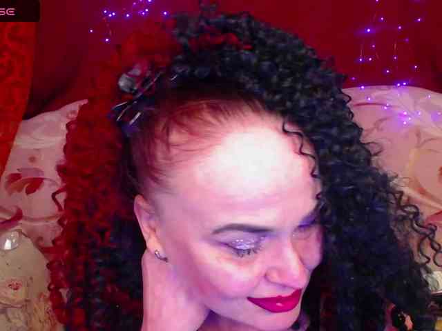 hotzlata webcam