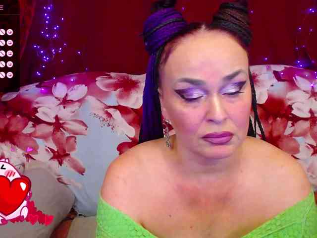 hotzlata webcam