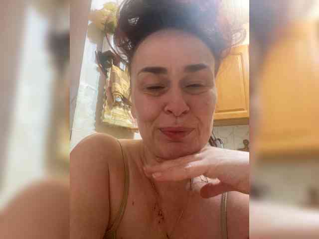 hotzlata webcam