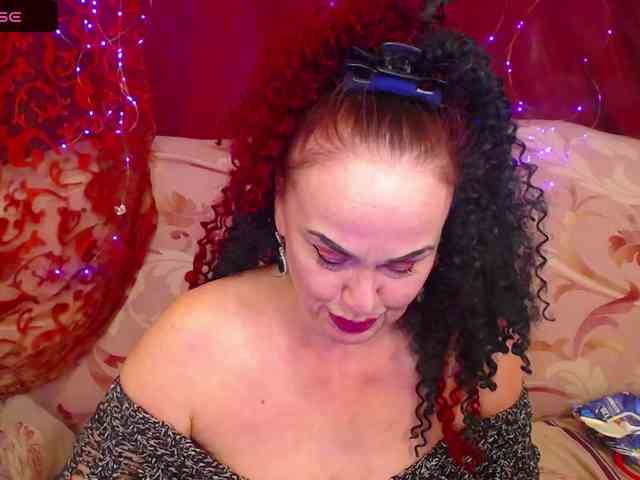 hotzlata webcam