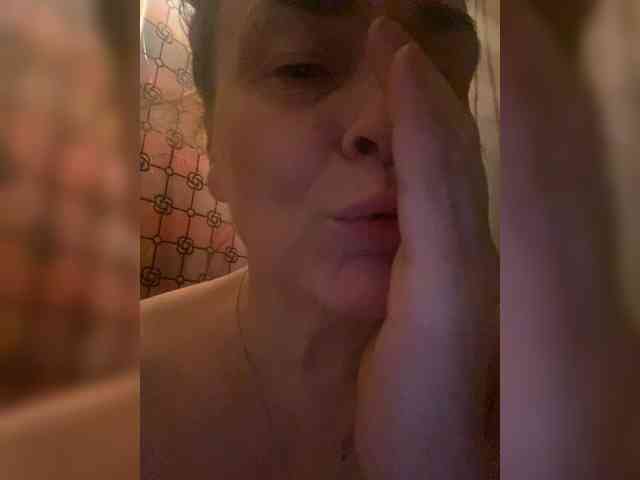 hotzlata webcam