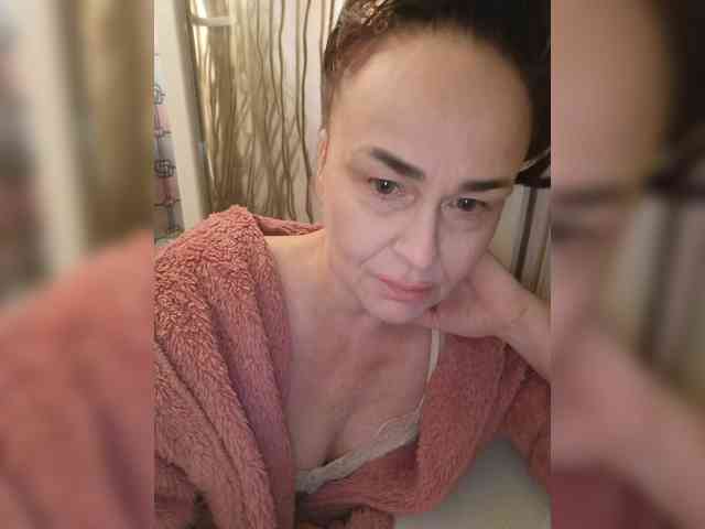 hotzlata webcam
