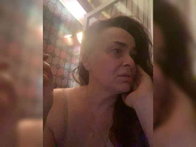 hotzlata webcam