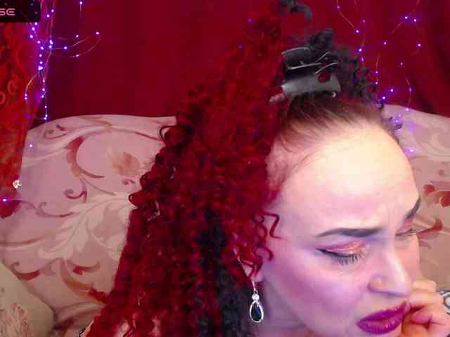 hotzlata webcam