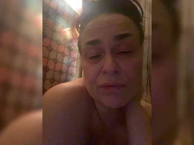 hotzlata webcam