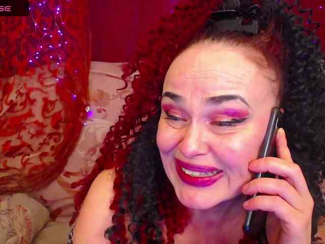 hotzlata webcam