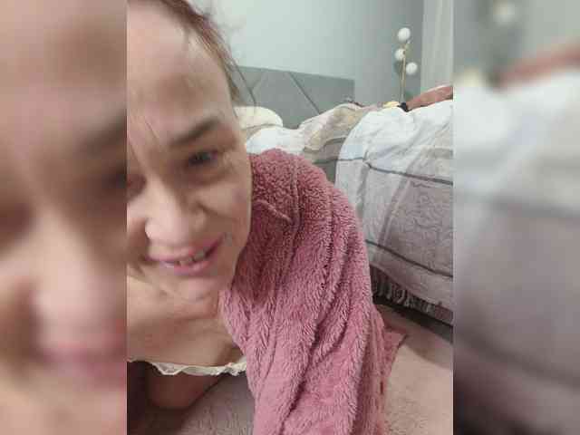 hotzlata webcam