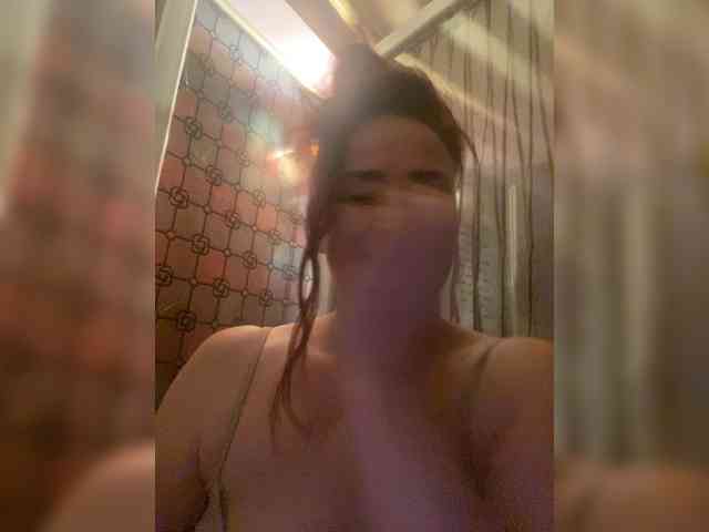 hotzlata webcam