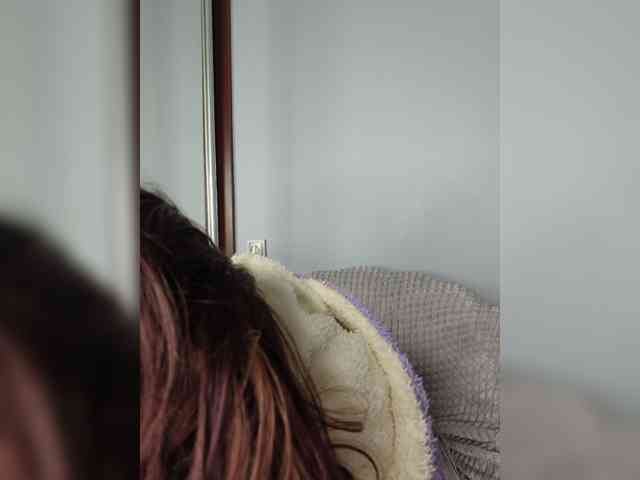 hotzlata webcam