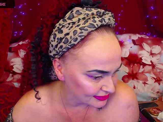 hotzlata webcam